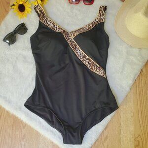 ROXANNE BRA SIZE LEOPARD PRINT TRIM SWIMSUIT
